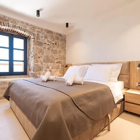 Daire Beachfront Pebble Ždrelac