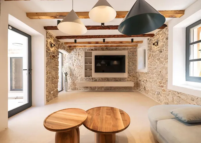 Beachfront Pebble Appartement *