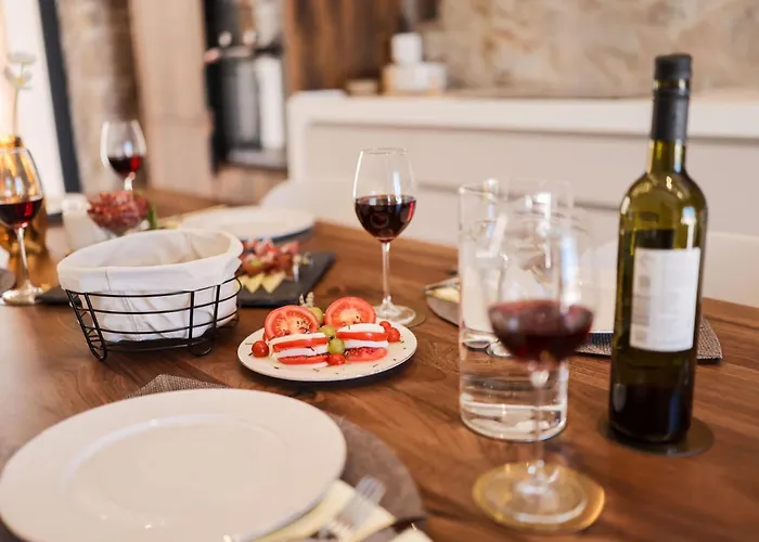 Beachfront Pebble דירה *