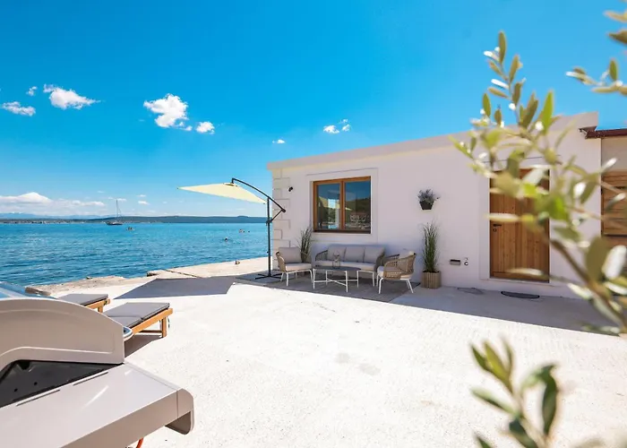 Beachfront Pebble Appartement