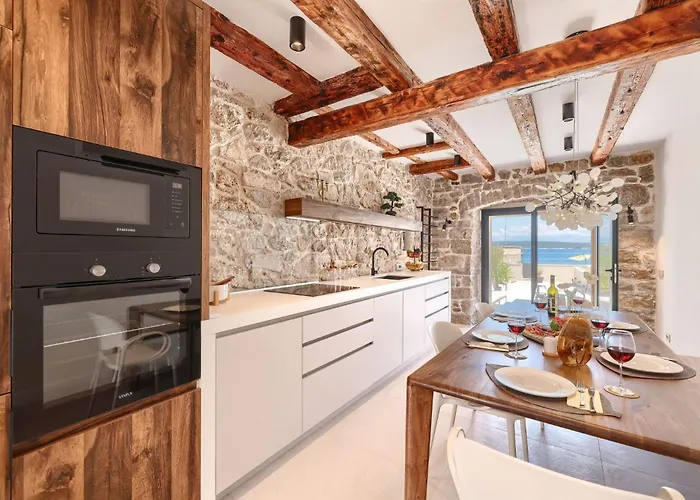 דירה Beachfront Pebble *