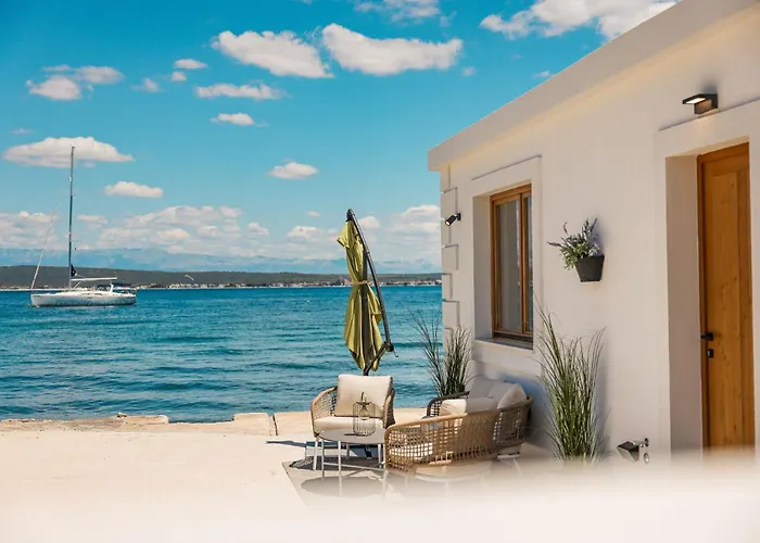דירה Beachfront Pebble Ždrelac