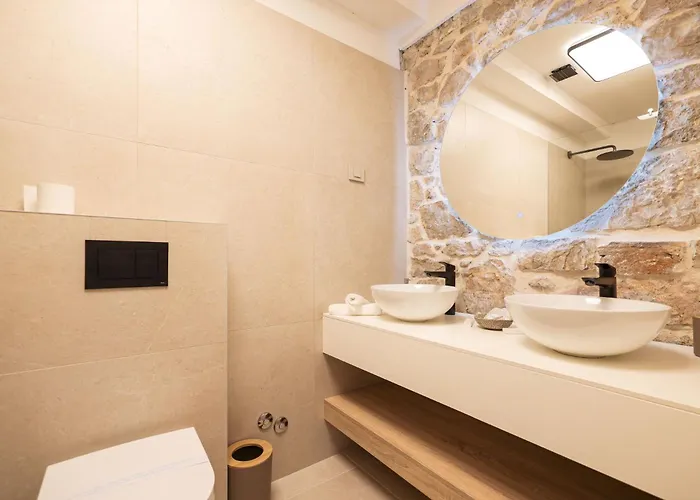 Beachfront Pebble Appartement *